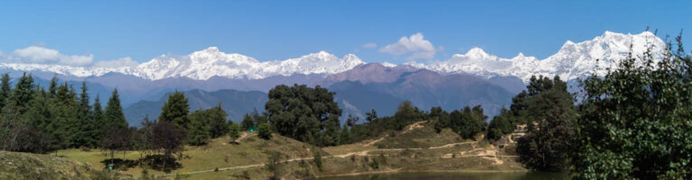 Trekking in Deoriatal, Uttarakhand