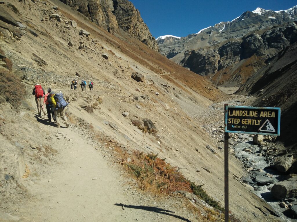 Landslide Area enroute Thorung Pedi,  Annapurna Circuit, ShoePenLens, Shwetha Krish, Himalayas